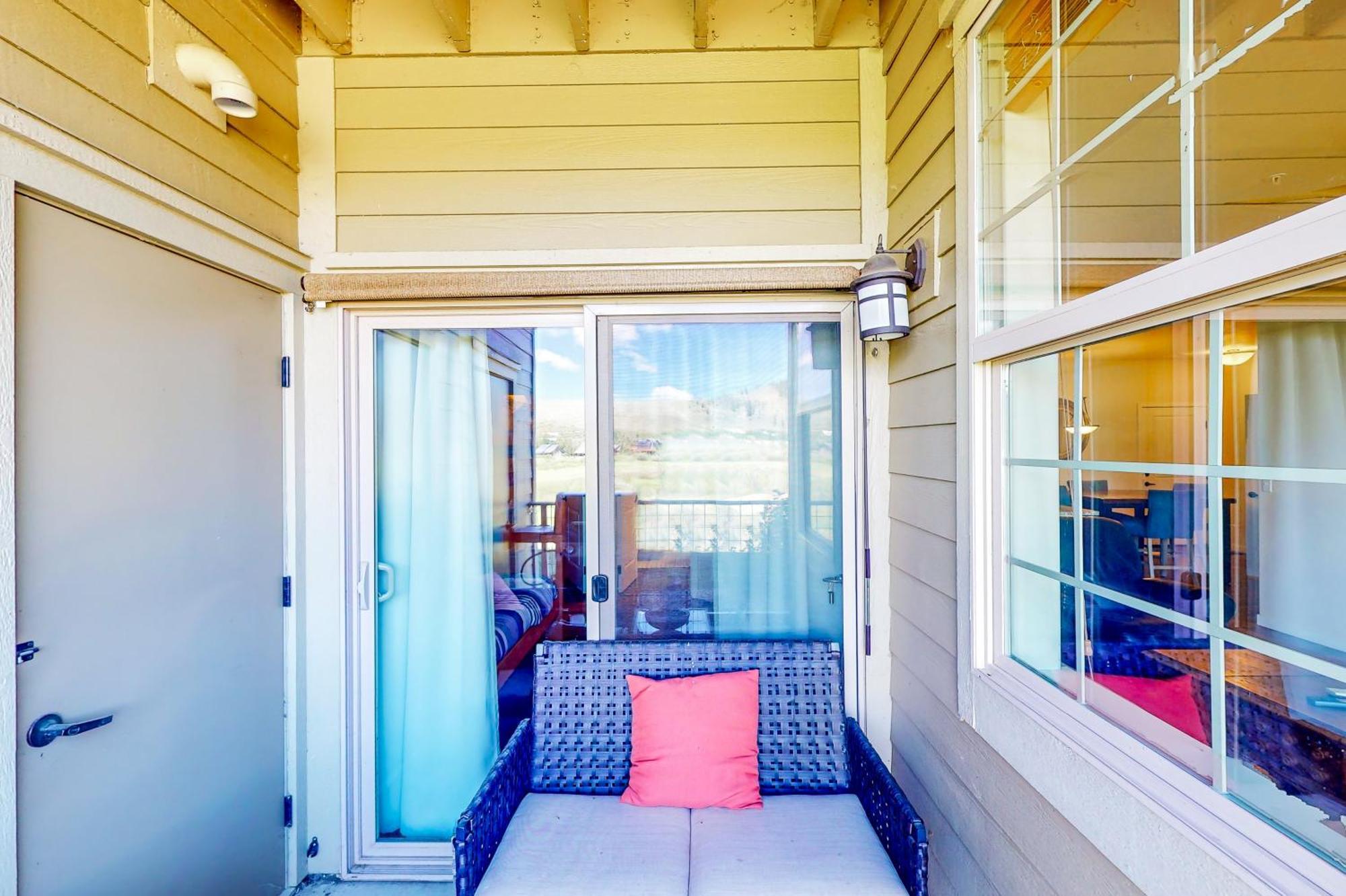Granby Ranch Apartment Room photo